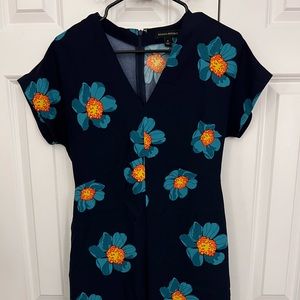 Banana Republic Sz 0 Floral cap sleeve dress 🌺
